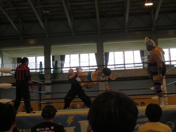 障害者支援施設　山郷館　みちのくプロレスが弘前へ！